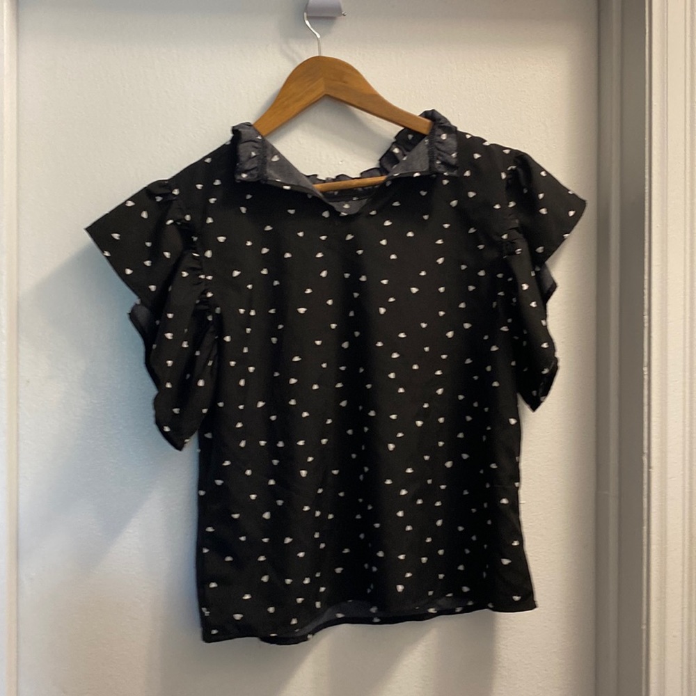 Shien Heart Blouse ruffled neck